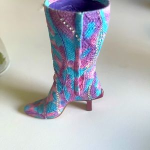 Cute boot